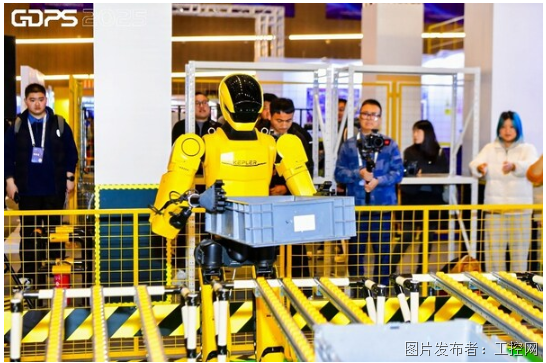 GDPS2025賽場直擊 開普勒大黃蜂顯神威，華東理工勇奪裝卸搬運賽桂冠